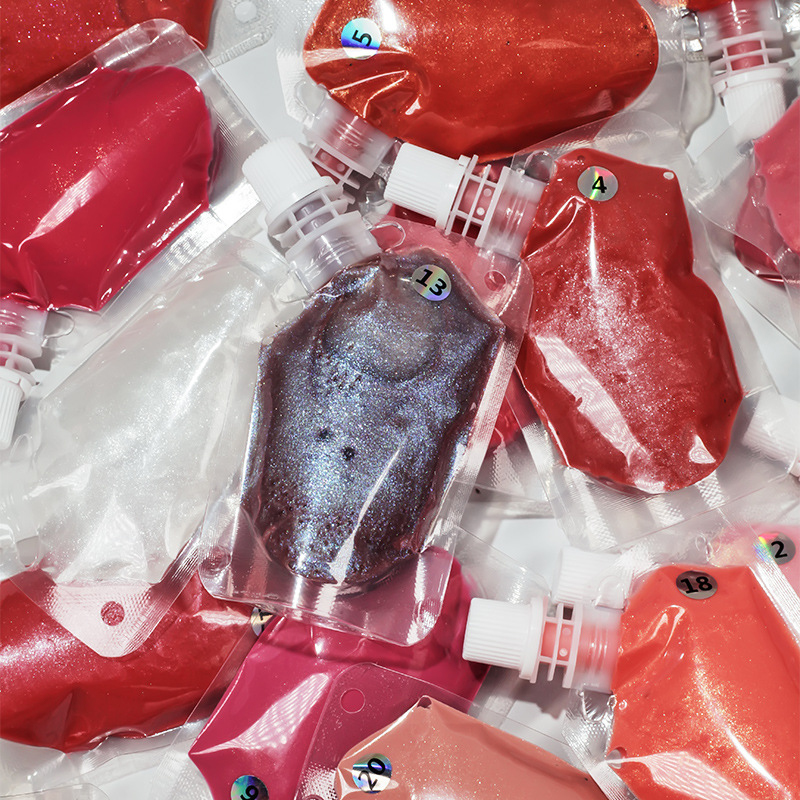 Sac en plastique de 200ml, sac de buse de brillant à lèvres, pigment de Base de brillant à lèvres fini végétalien et sans cruauté envers les animaux